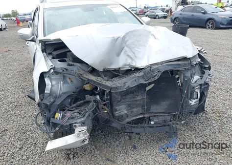 2013 Hyundai Genesis 5.0 R-Spec z USA, uszkodzony, nr VIN KMHGC4DH9DU257133